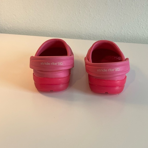 Stride Rite Light-Up Clogs - Picture 4 of 6